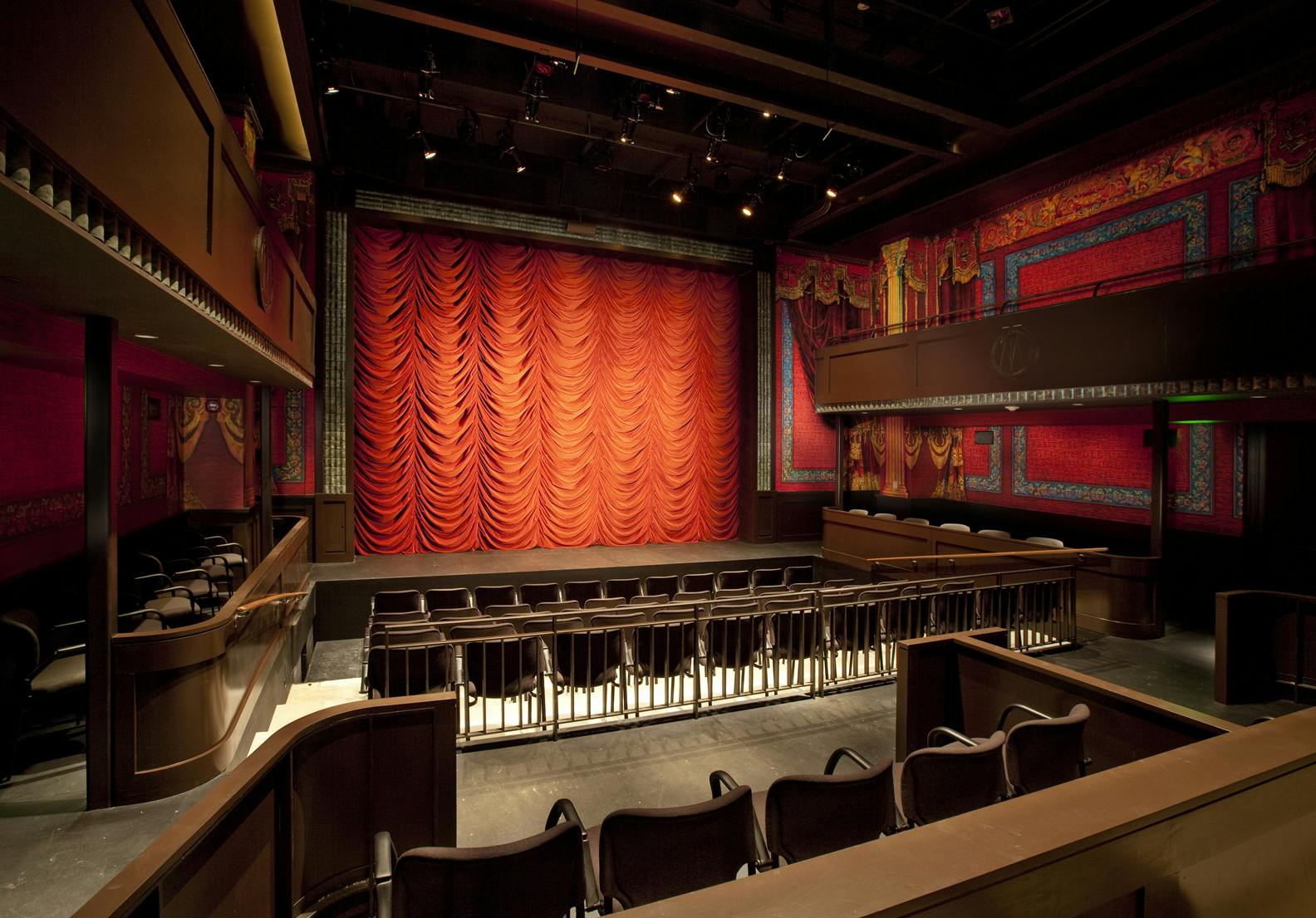 Reconstruction of the 70,000-sf theater included building an entirely new stage and auditorium, plus a 10-story student residenc