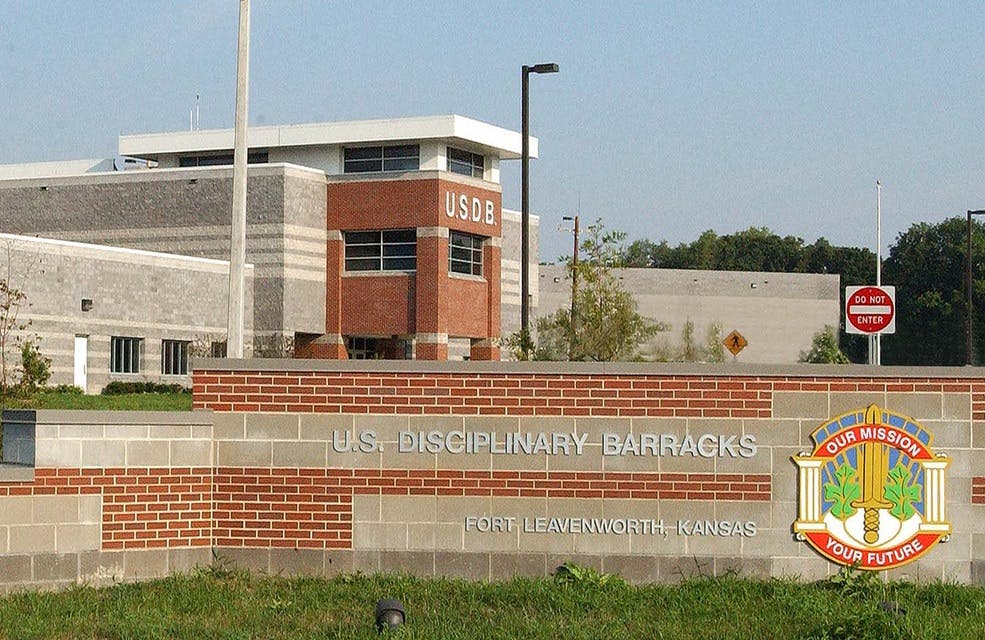 66fb0e9646a0233e8413beda Military 0