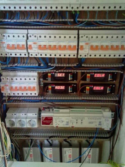 66fb0e9d783cc955d6d7f5a4 Small Building Automation