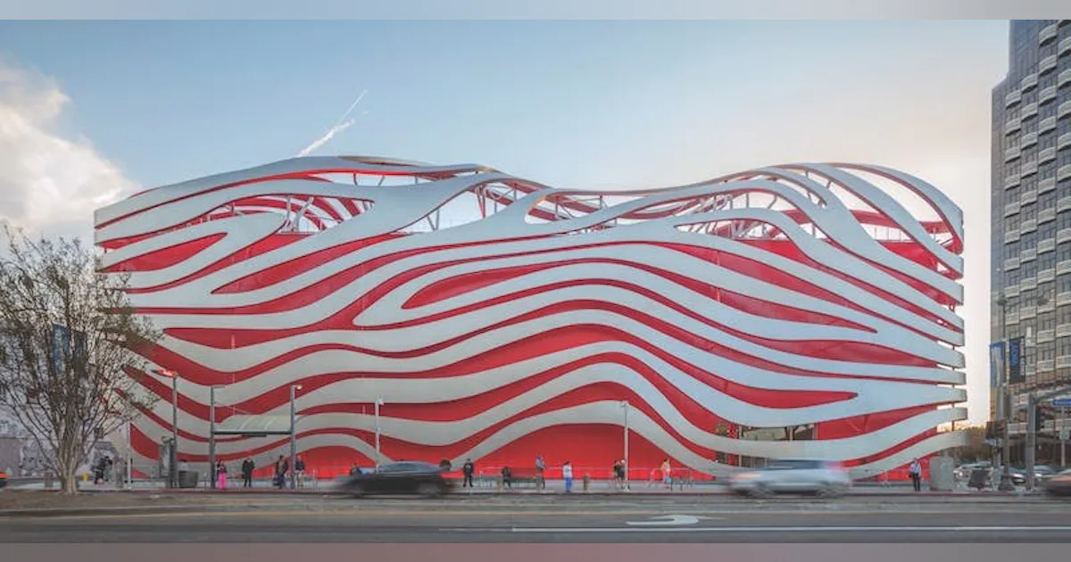 Geometry Transformation Building Masters of geometry | Building Design + Construction