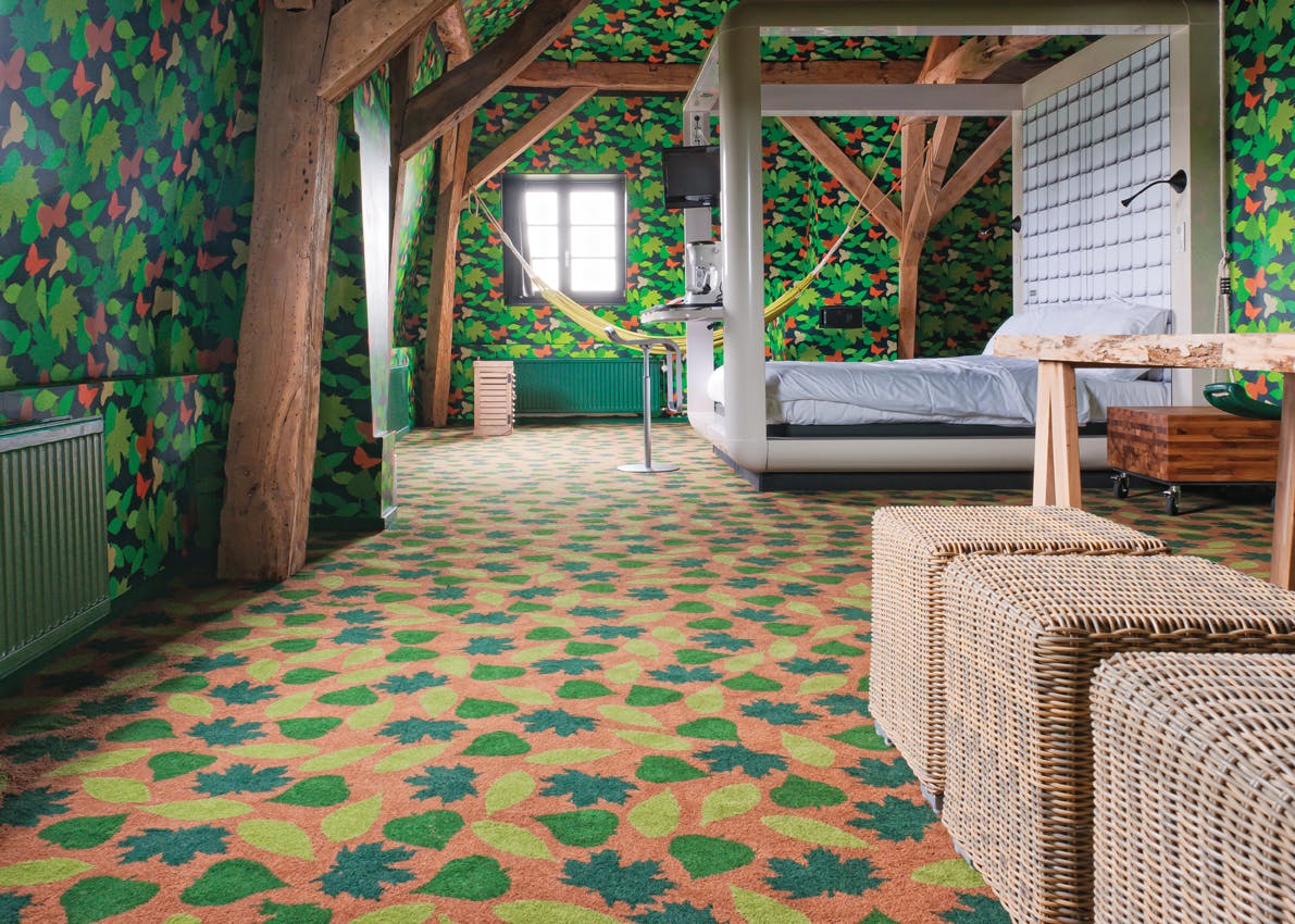 66fb110e2ac3a536951984d6 Paw Desso