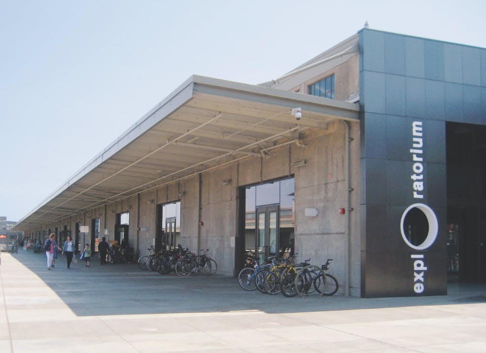 11 Pairs Of Super Lite Ii Xl 45 Igu In Hm Door Framing Was Used In The Buildings North Side Safti First Was Able To Achieve The Desired Glass Heights, And Was Less Expensive Than Other Options, Says Katherine Miller Of Ehdd