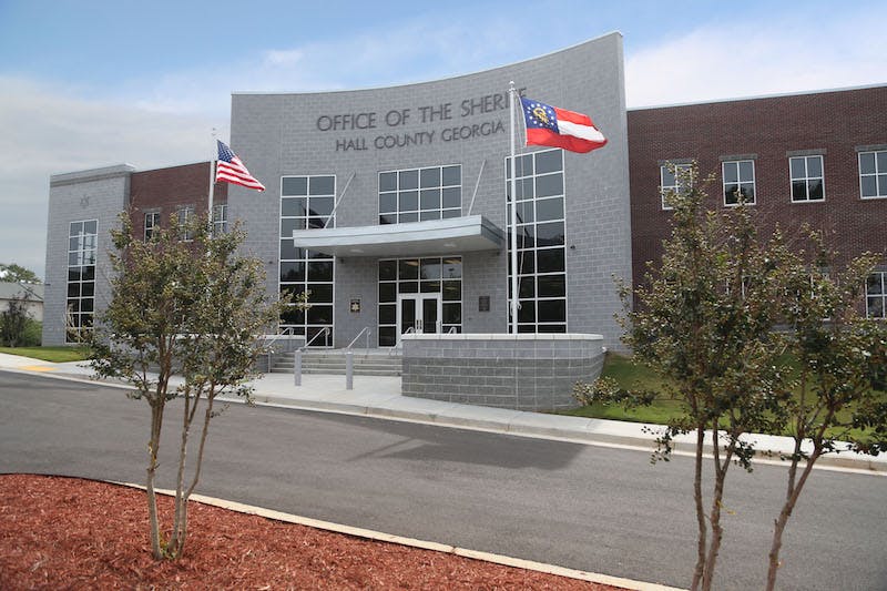 66fb12941bbf3c1b70542270 Hallcountysheriffbldg05