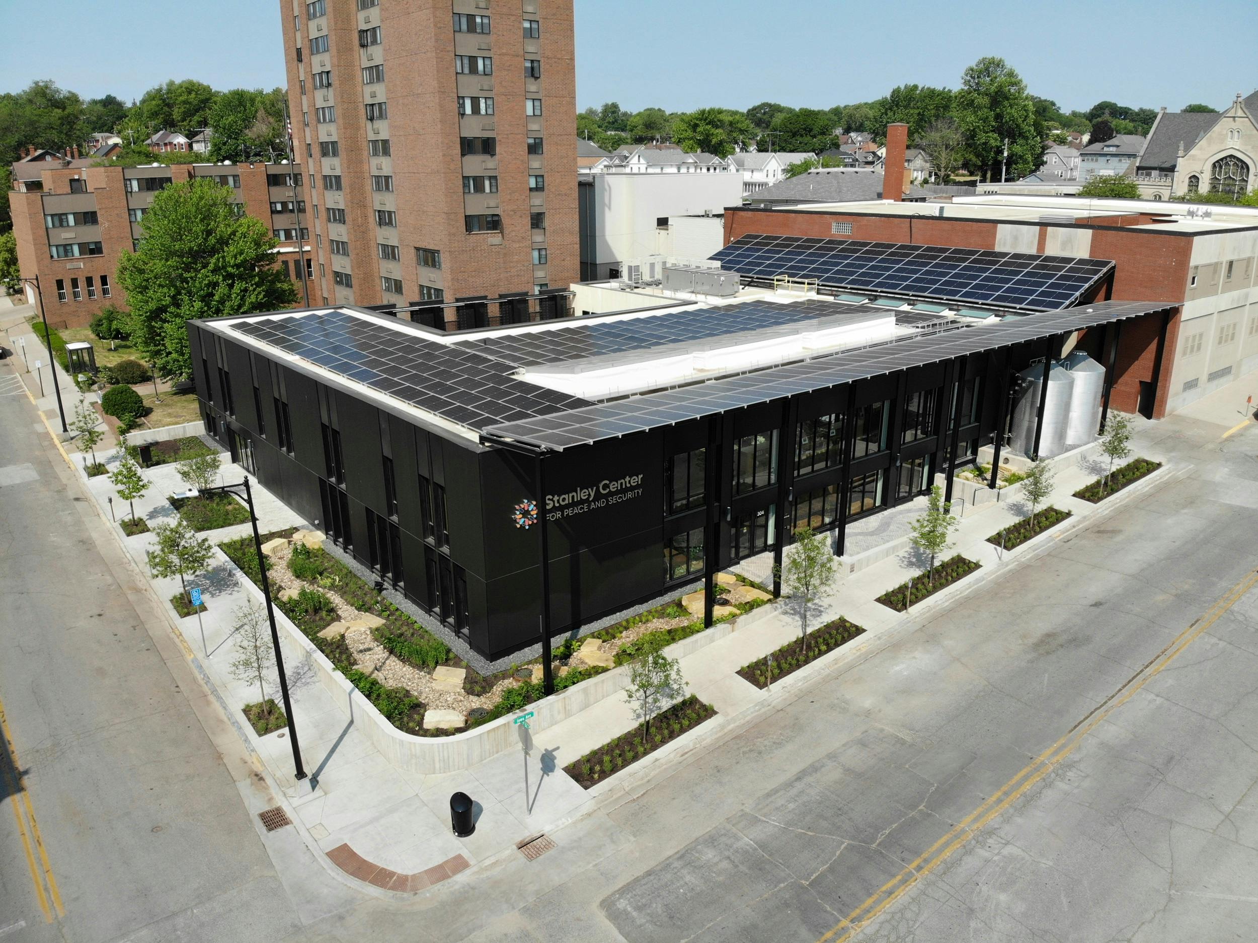 66fb13fb1a3f596389d4faaa Stanley20center20completed20shot