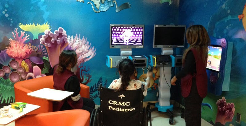 Glass industry gives back during the holidays