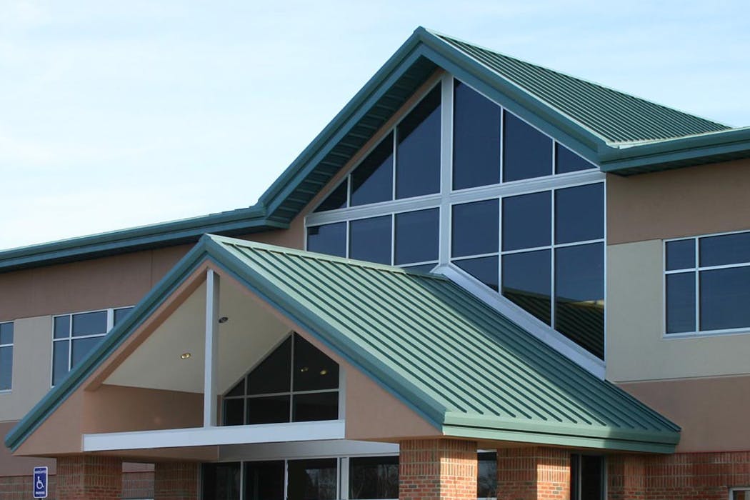 66fb16b6691396531f4ba02f Metalroof1