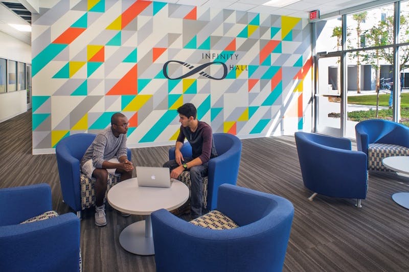 66fb1946f503dd4ae0765bad Lobby1