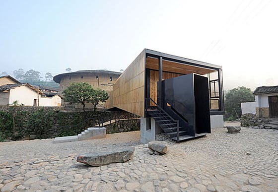 66fb1a3b2ac3a5768319939d Aga1