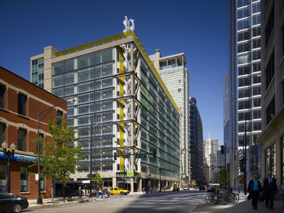 66fb1a4d69139677544ba69c Com 277 03 Viewfromclarkandkinzie