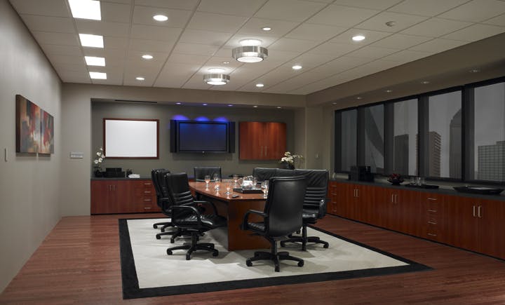 Lutrons Washington, D.C. facility showcases commercial products in use in a variety of vignettes such as conference rooms, and