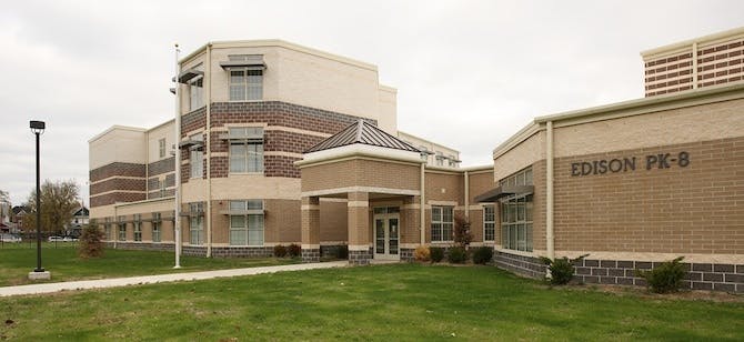 66fb1c0c1bbf3c6e7b5432ce School 10975