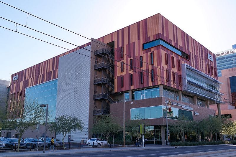 66fb1e82369555acf24220e4 Walter Cronkite