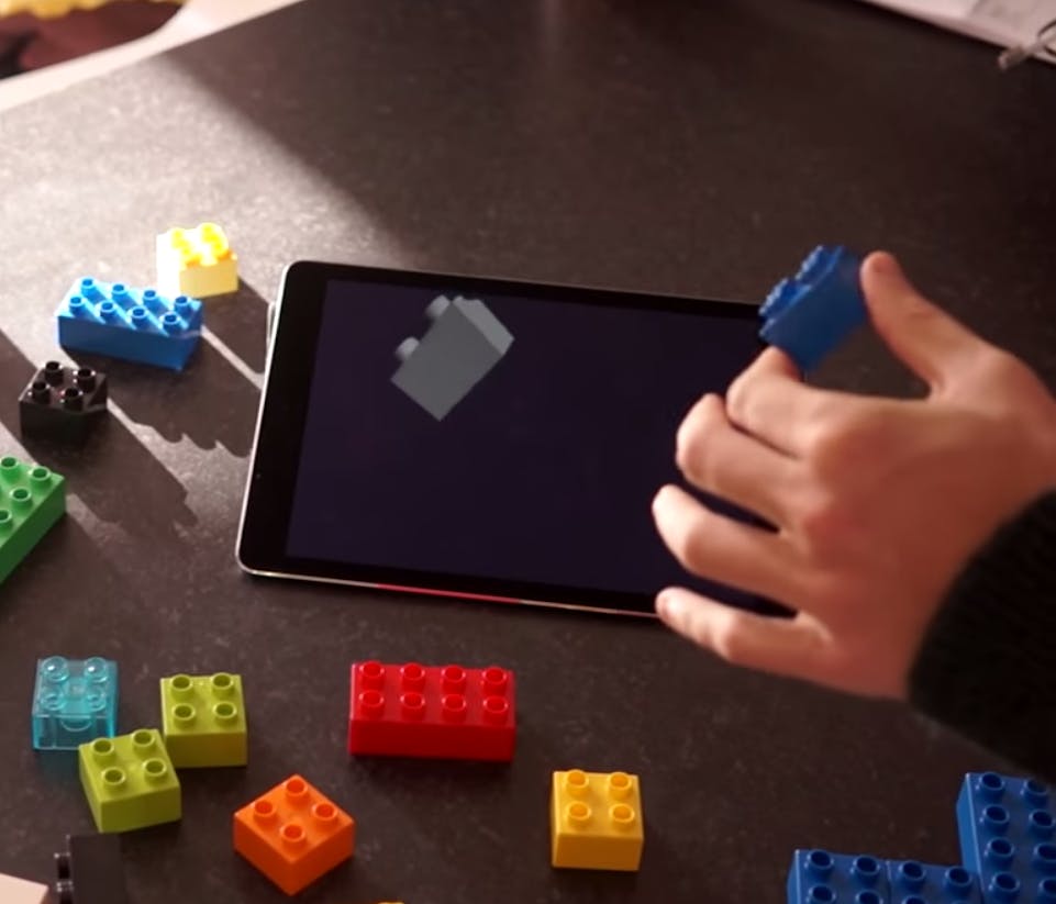 With The Lego X System, Users Can Transfer The Forms They&rsquo;ve Created With Legos Into Real Time Digital Files