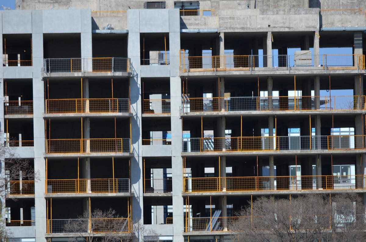 OSHA&rsquo;s estimated cost of silica rule said to underestimate impact by $4.5 billion annually