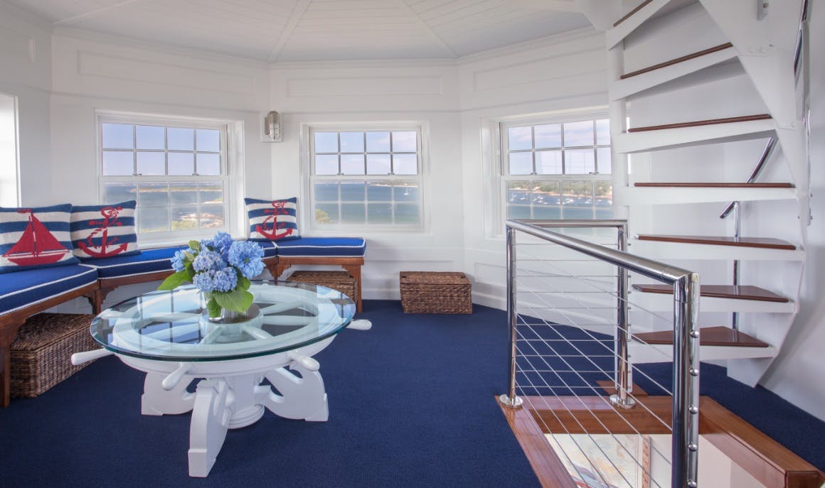 WWII watchtower turned into &lsquo;Land Yacht&rsquo;