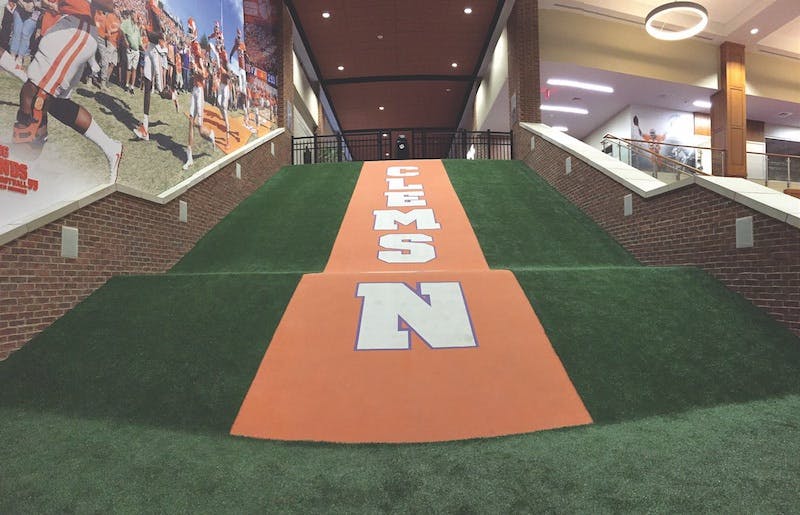 66fb1fc6369555030f4223e5 Clemson20foc20hill20copy