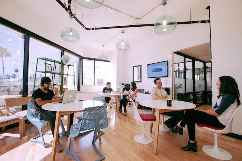 66fb1fe7783cc9ab02d80f05 Media Hollywood3