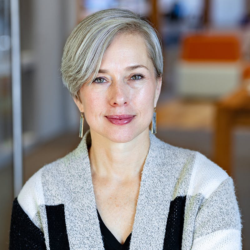 66fb2198b3988778050ff2b1 Holly20st