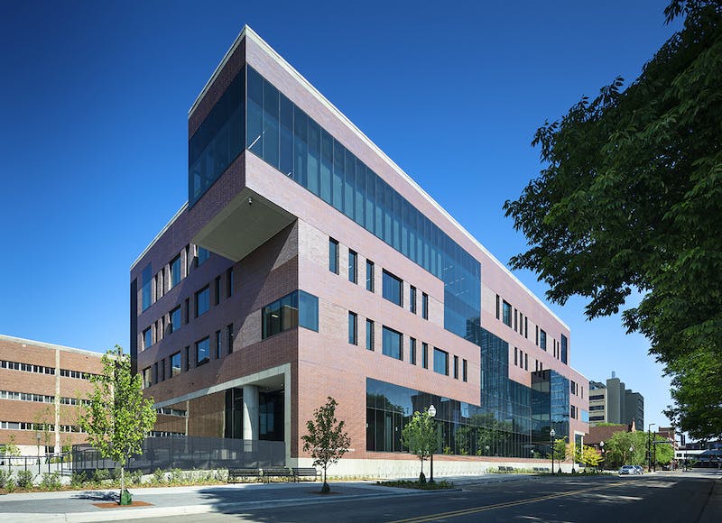 66fb220e69139682cf4bb280 Uminnhse3