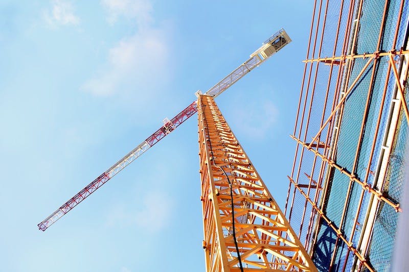 66fb2261816f266b71c3b54c Crane 18