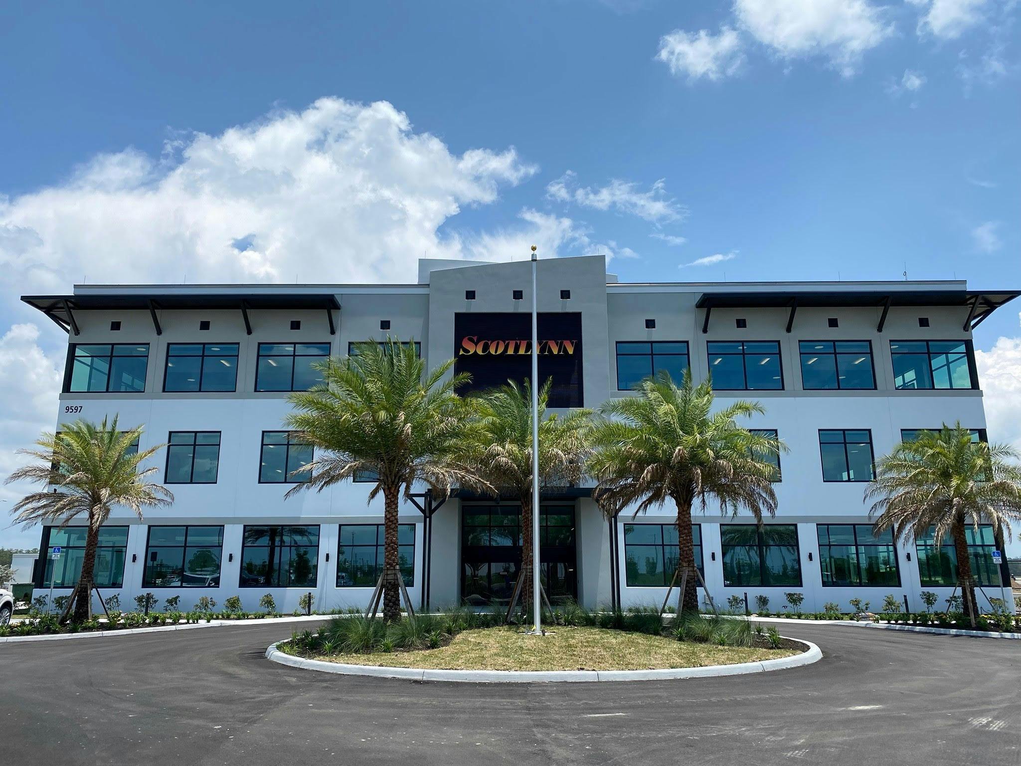 66fb22c55230185cae077461 Scotlynn20hq