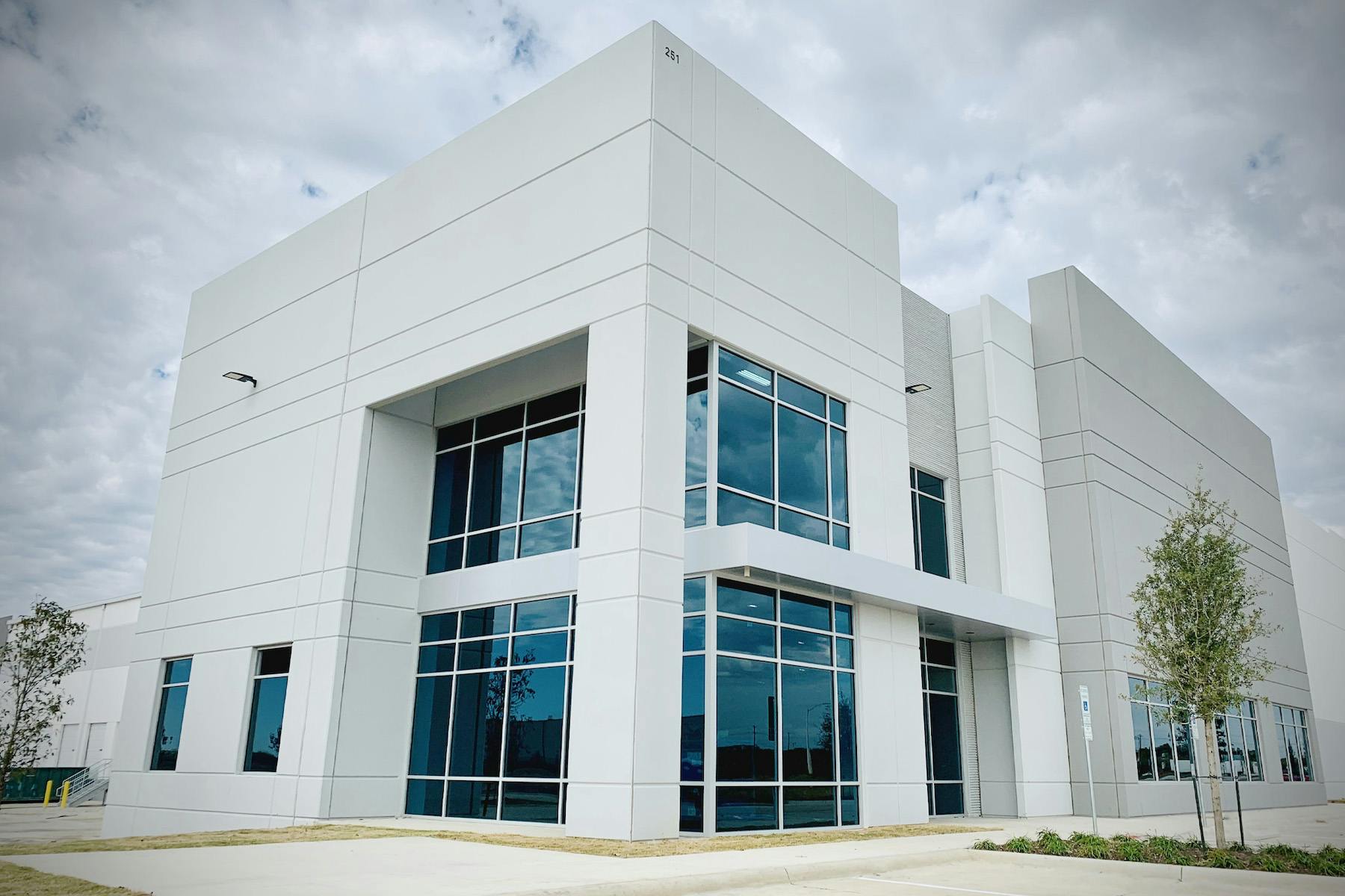 66fb2305b3988714390ff5bc Kci29logisticspark