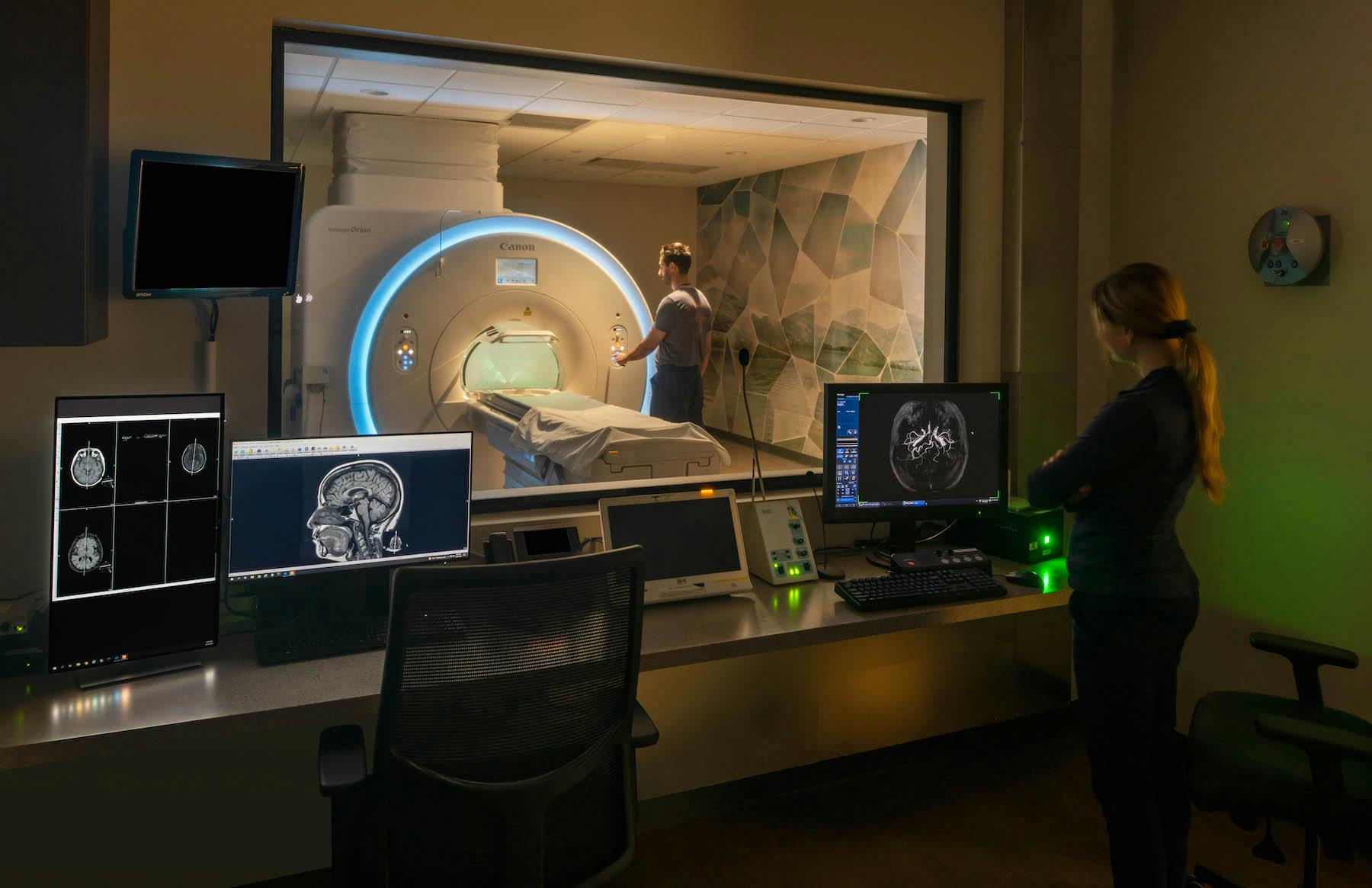 Visibility breeds traffic in healthcare facilities Visibility breeds traffic in healthcare facilities Edward-Elmhurst-Health-Clinic_Woodridge-MOB_Interior_MRI_People