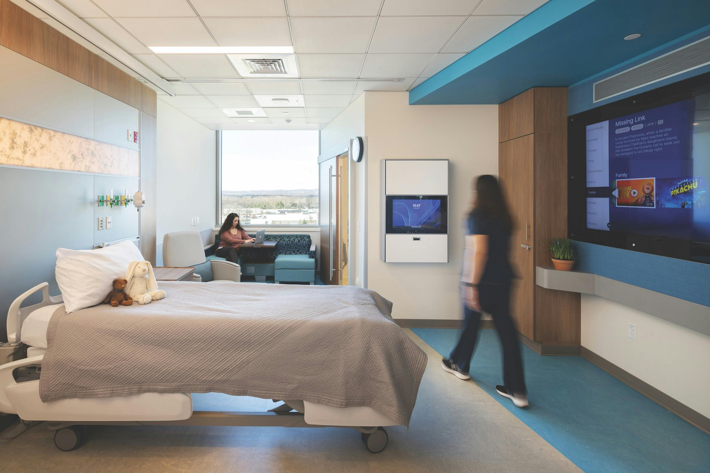 The new Valley Hospital in Paramus, N.J., checks many of the &ldquo;must haves&rdquo; for a modern healthcare facility. Photo: Dan Schwalm &copy; 2024 HDR