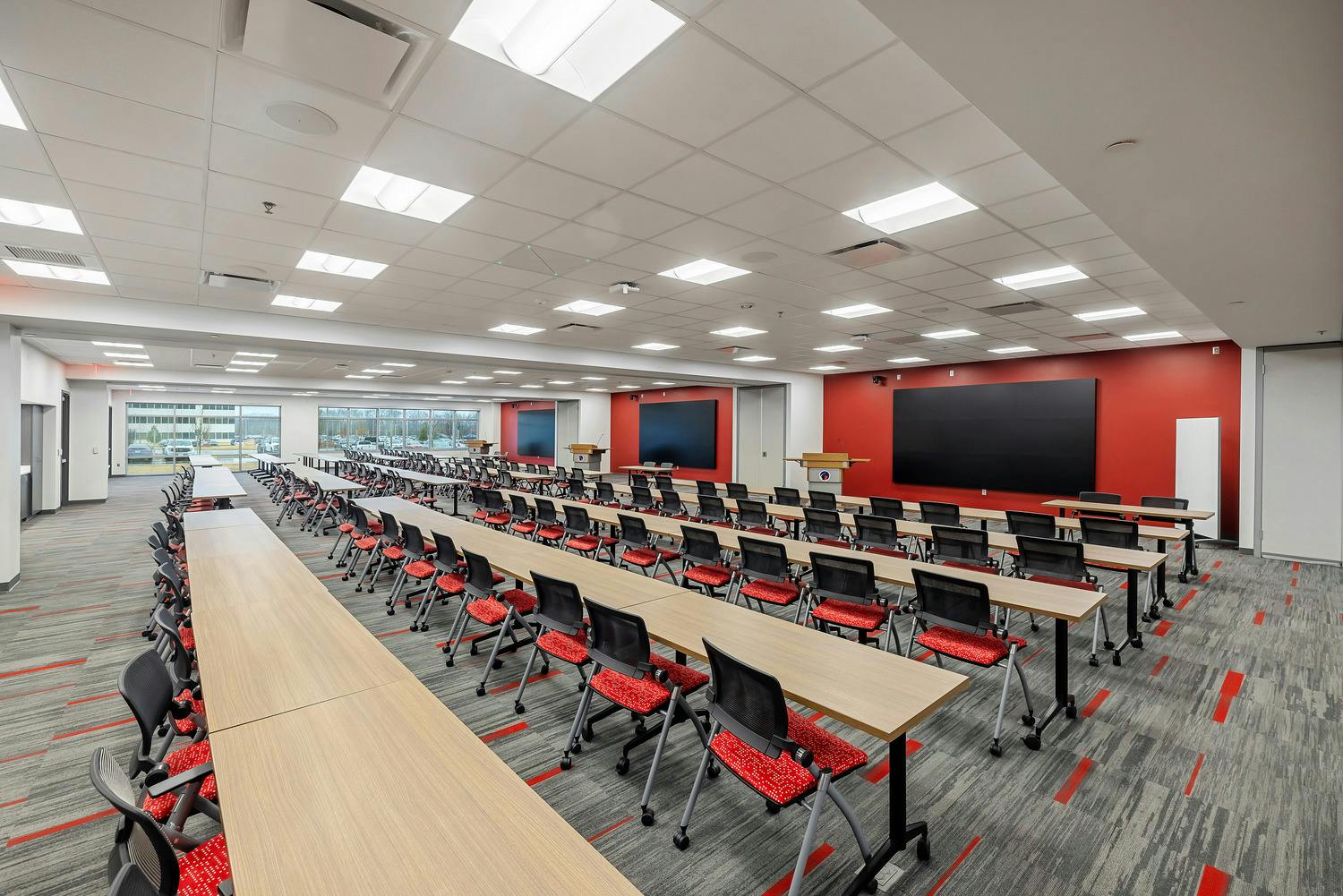 66fb2443b3988777770ff75e Redstone20gateway2030020training20room