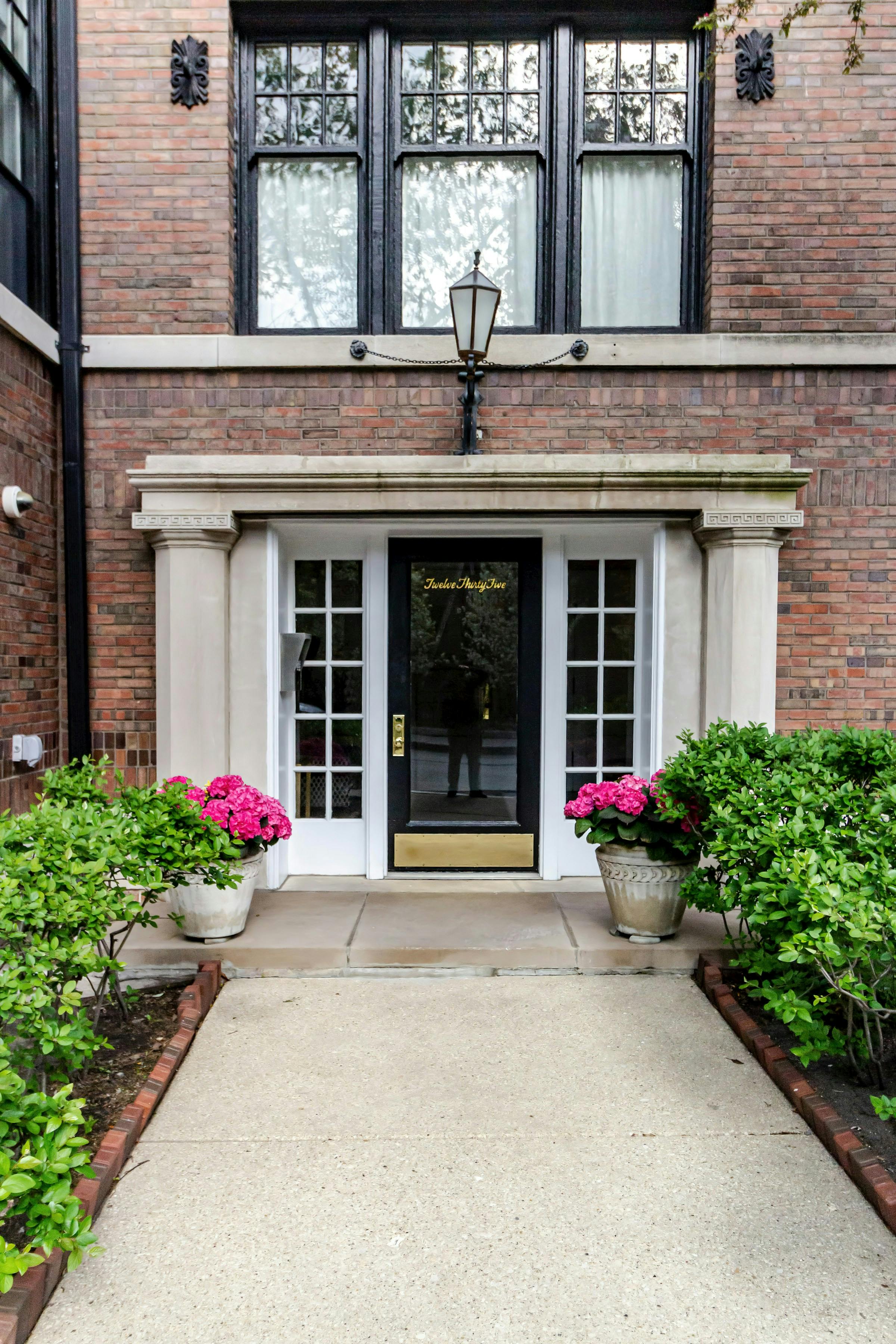 Photo by Sigmund on Unsplash - Biden Administration considers ways to influence local housing regulations