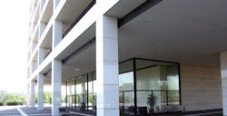 Neopariés preserves modern aesthetic of celebrated One Park Place building Neopariés preserves modern aesthetic of celebrated One Park Place building