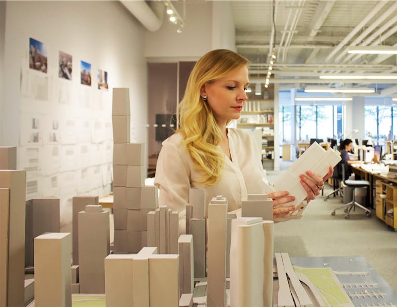 40 U40 Photo1 Laura%20 Crane