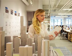 40 U40 Photo1 Laura%20 Crane 40 U40 Photo1 Laura%20 Crane