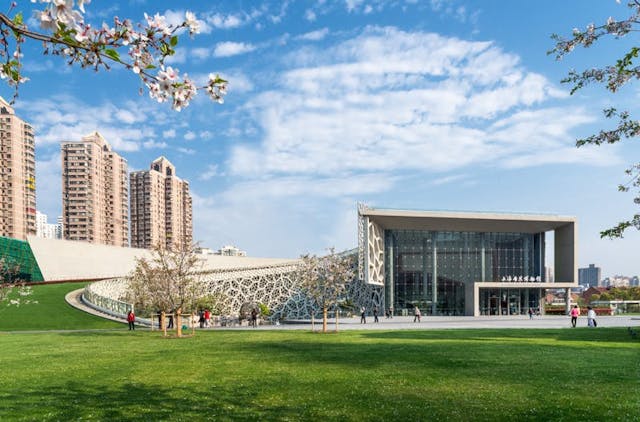 Check out Ralph Johnson's stunning nature-inspired Shanghai museum | Building Design+Construction