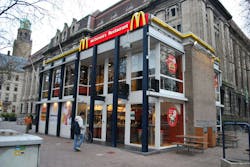 Gallery 1444163892 Mcdonalds Rotterdam Makeover 03 Gallery 1444163892 Mcdonalds Rotterdam Makeover 03