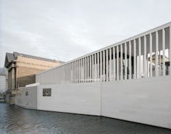 Plinth and tall colonnade Plinth and tall colonnade