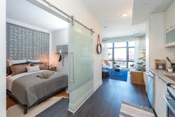 Model%20%281%29 Model%20%281%29