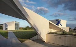 04 The%20 Link%20walkway 04 The%20 Link%20walkway