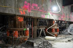 Hydraulic Jack System Used To Raise The Theater Hydraulic Jack System Used To Raise The Theater