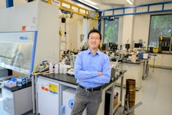 LSU Civil Engineering Professor Hai 'Thomas' Lin headshot in lab LSU Civil Engineering Professor Hai 'Thomas' Lin headshot in lab