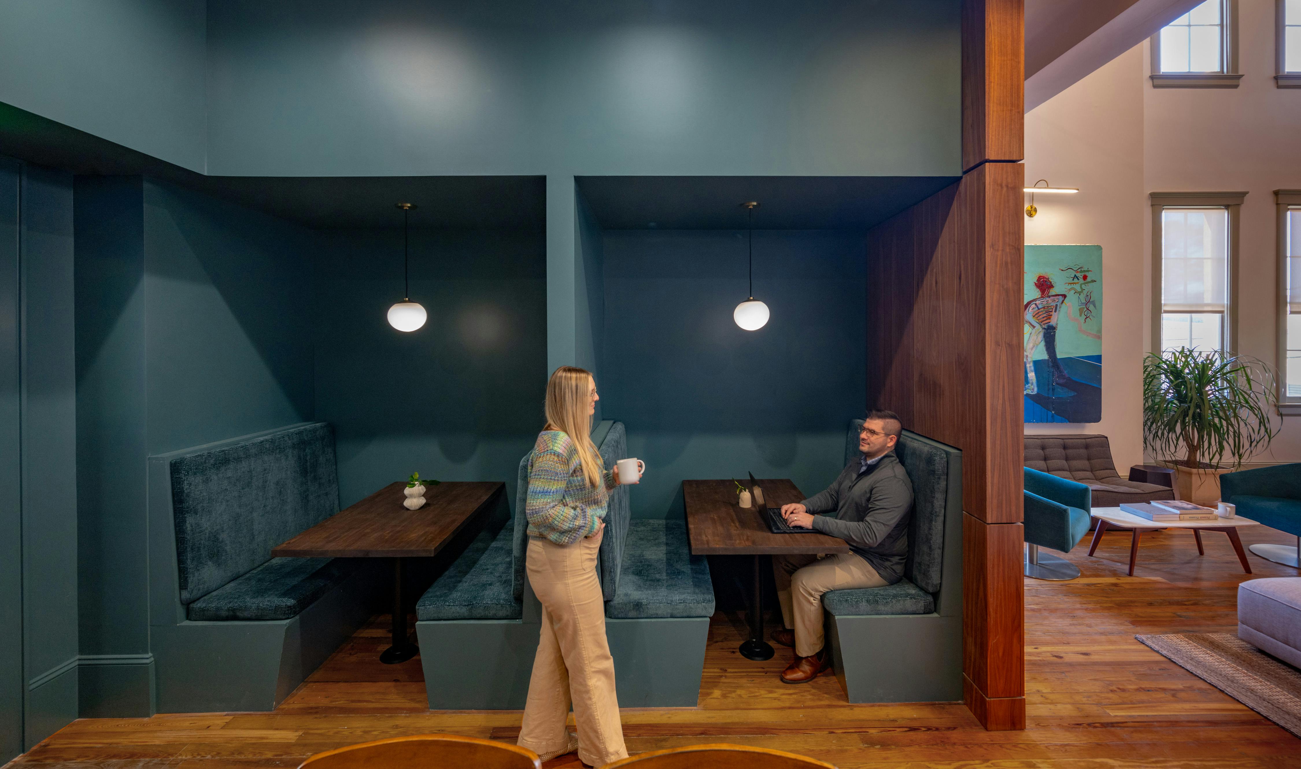 Photo © Michael Mantese