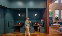 Photo © Michael Mantese Photo © Michael Mantese