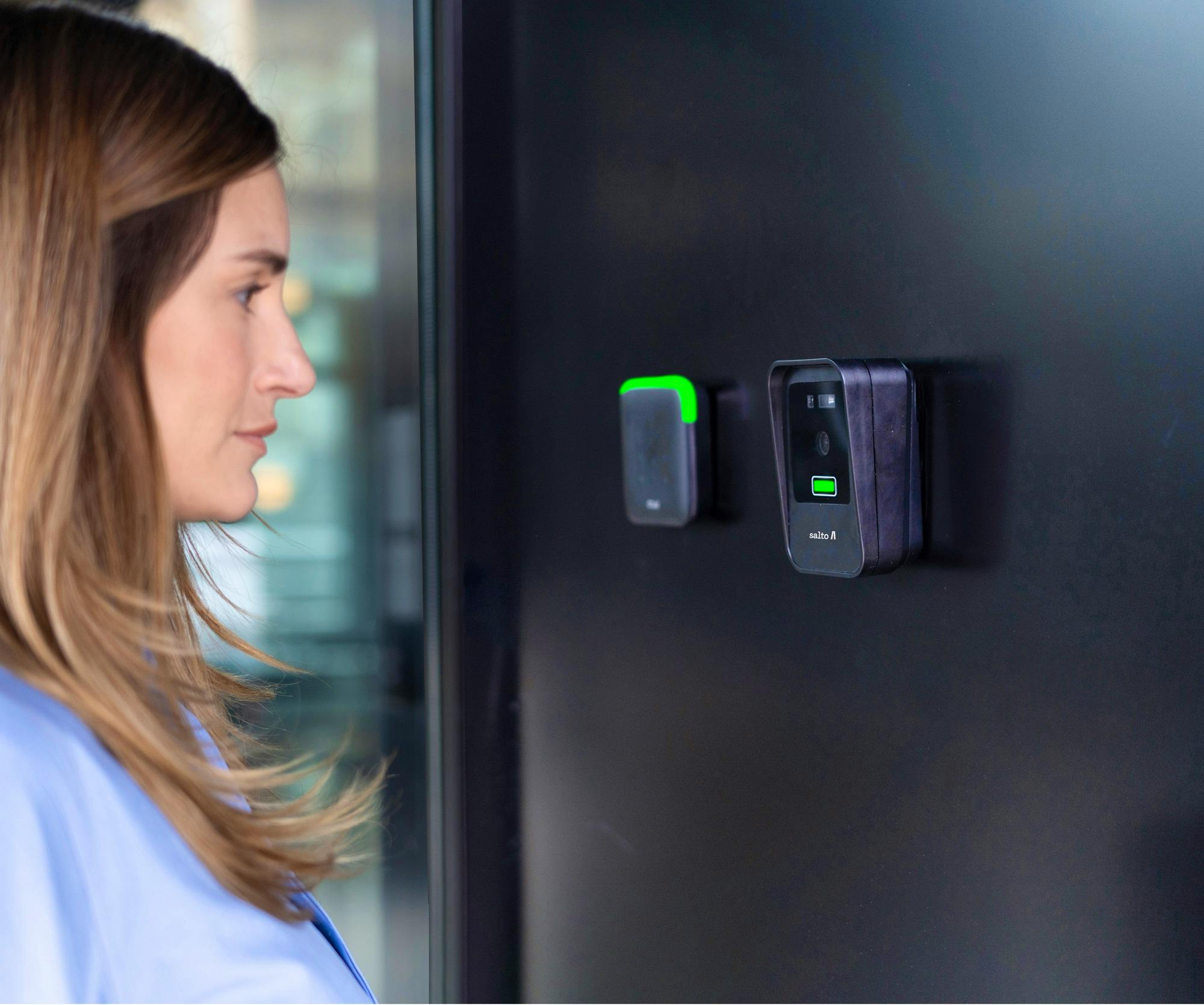 6824e5aa80dd52c7bcb18534 Saltoorionimage1edit Flip Compact