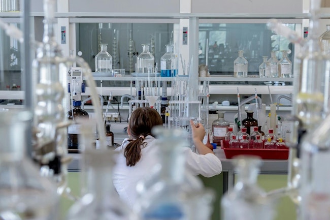 A surfeit of lab space is the result of factors that include investment pullbacks and China's commitment to biomedical research.
