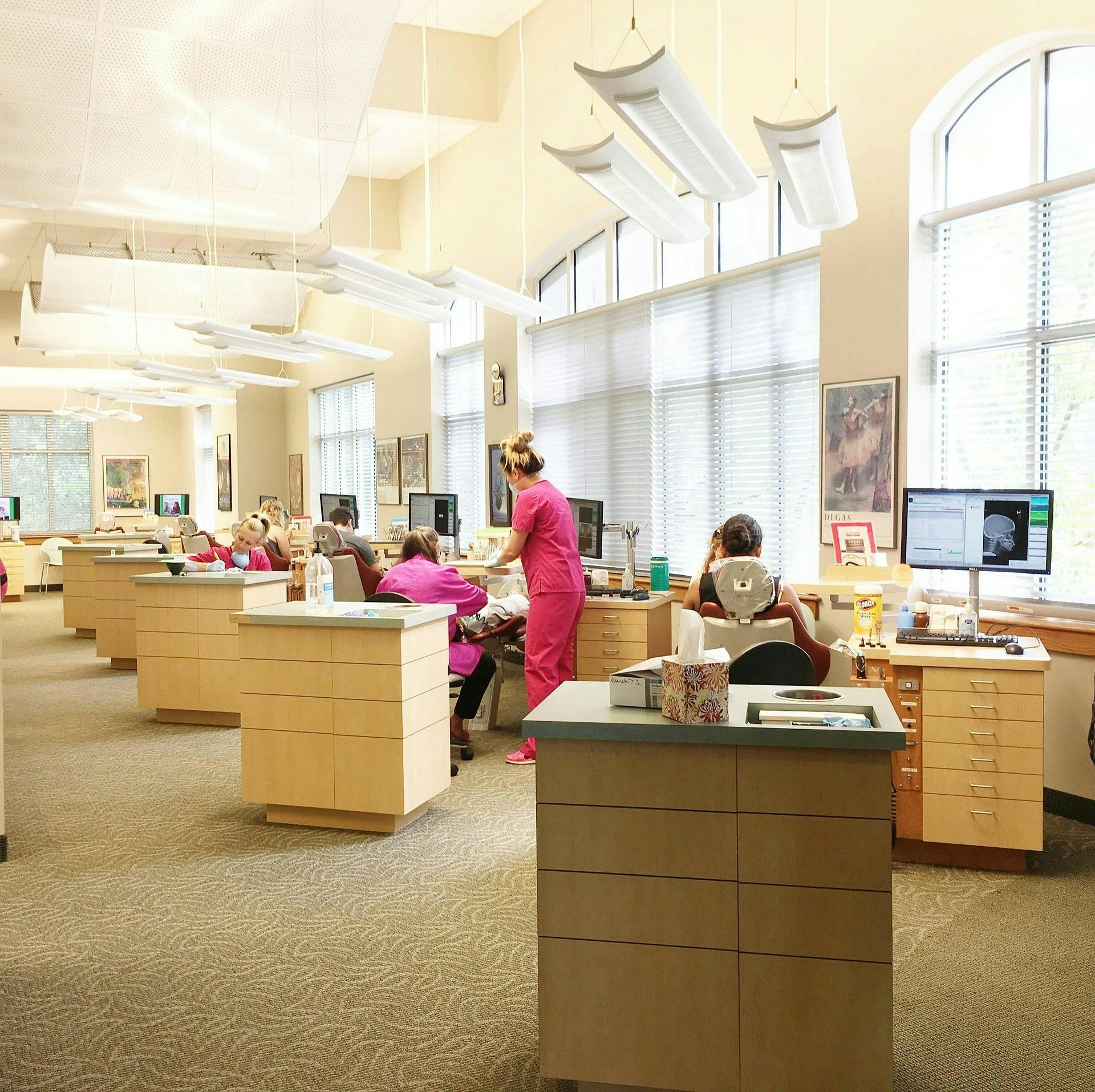 Image by Jen Jones from Pixabay