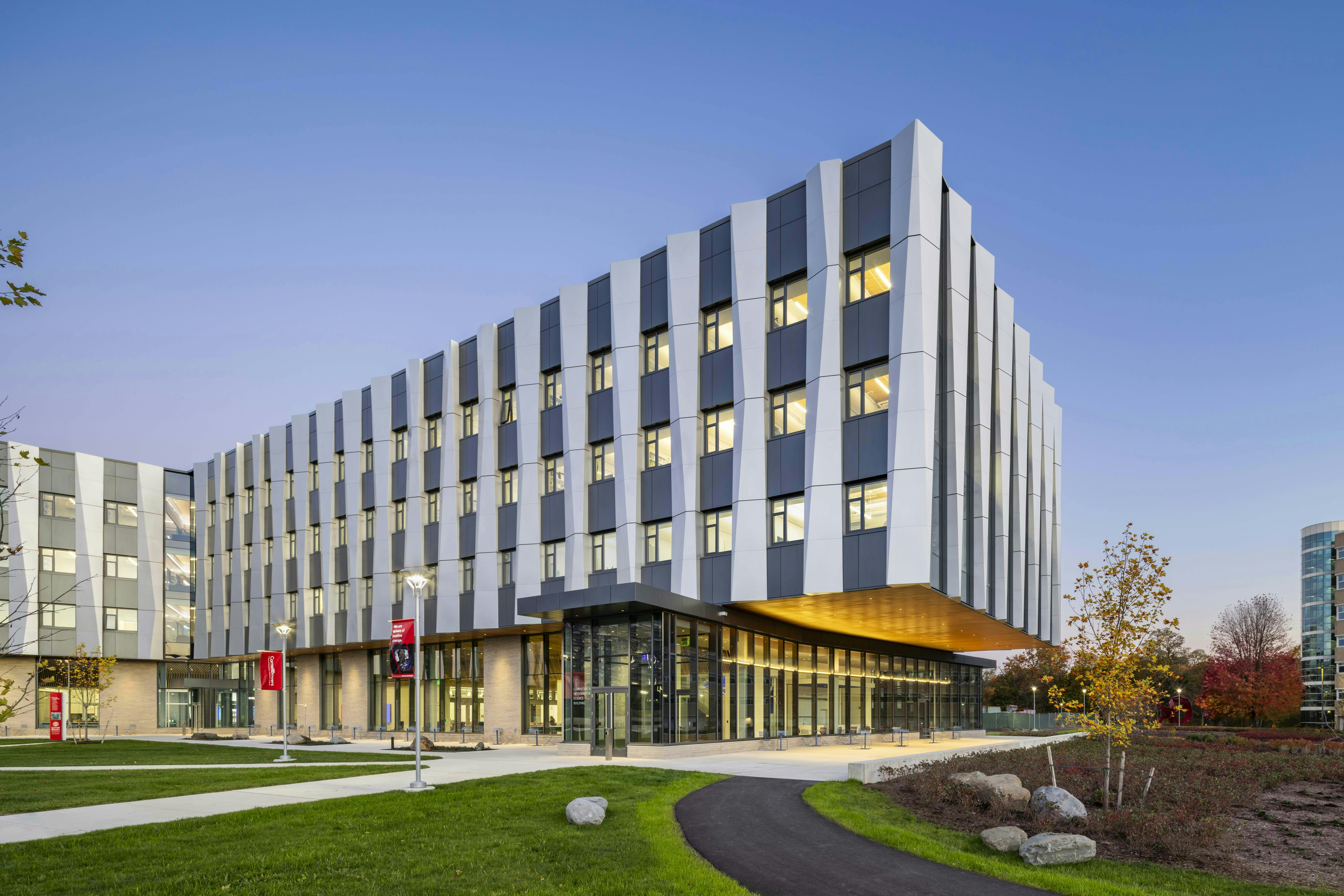 Photo credit: Albert Vecerka/Esto, courtesy Leers Weinzapfel Associates