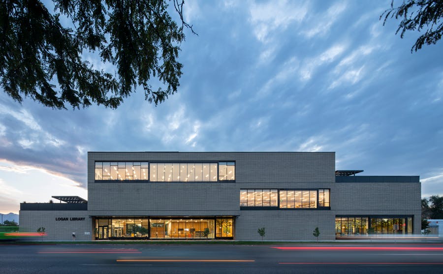 Lara Swimmer Photography