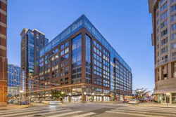 Photo © JLL Photo © JLL