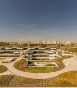 Oriente Green Campus. Photo: © Fernando Guerra Oriente Green Campus. Photo: © Fernando Guerra