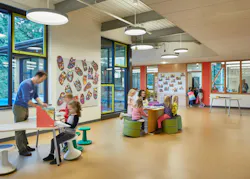 Staff feedback on shared learning areas at an existing school informed the design of L-shaped classroom clusters at Blakely Elementary School, improving visual connection between spaces. Photo © Ben Schneider Staff feedback on shared learning areas at an existing school informed the design of L-shaped classroom clusters at Blakely Elementary School, improving visual connection between spaces. Photo © Ben Schneider